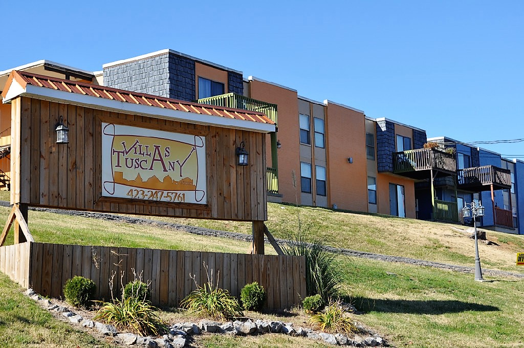 704 Teasel Dr in Kingsport, TN - Foto de edificio