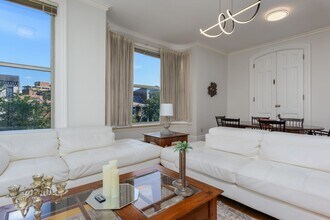 132 State St in Harrisburg, PA - Foto de edificio - Building Photo