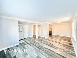 184 Patricia Ave in Kitchener, ON - Building Photo - Building Photo