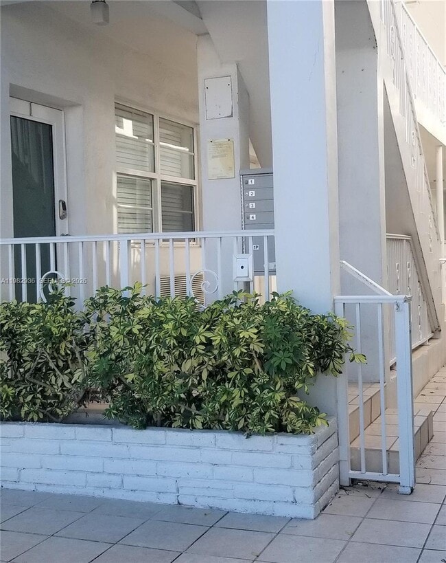 property at 7510 Carlyle Ave