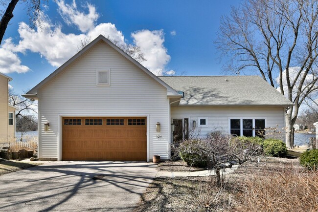 property at 124 S Shore Dr