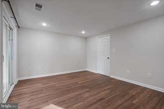 7782 Marshall Heights Ct in Falls Church, VA - Building Photo - Building Photo