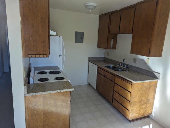 1173 Fair Oaks Ave in Arroyo Grande, CA - Building Photo - Building Photo