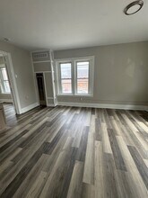 697 S Clinton Ave, Unit 3 in Rochester, NY - Foto de edificio - Building Photo