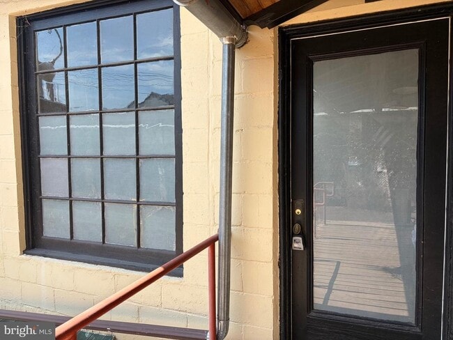 property at 8 Coryell St