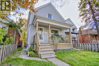 118 Garside Ave N in Hamilton, ON - Building Photo - Building Photo