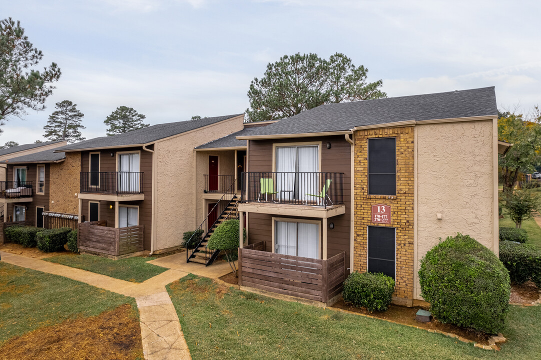 Finley Apartment Homes Photo