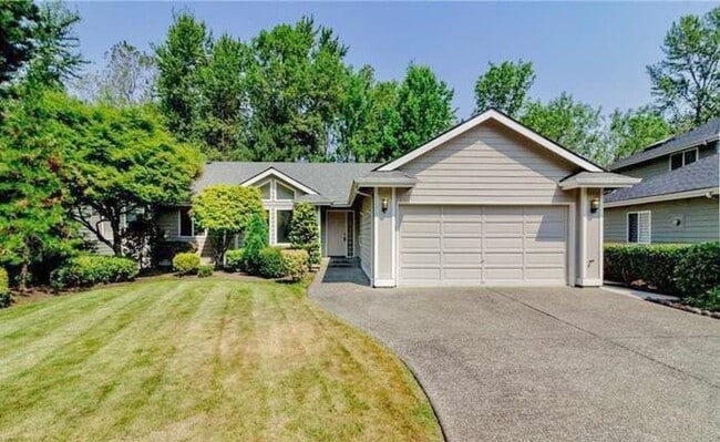 property at 11310 SE 271st St