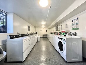 Lafayette Towers Apartment in Los Angeles, CA - Building Photo - Building Photo