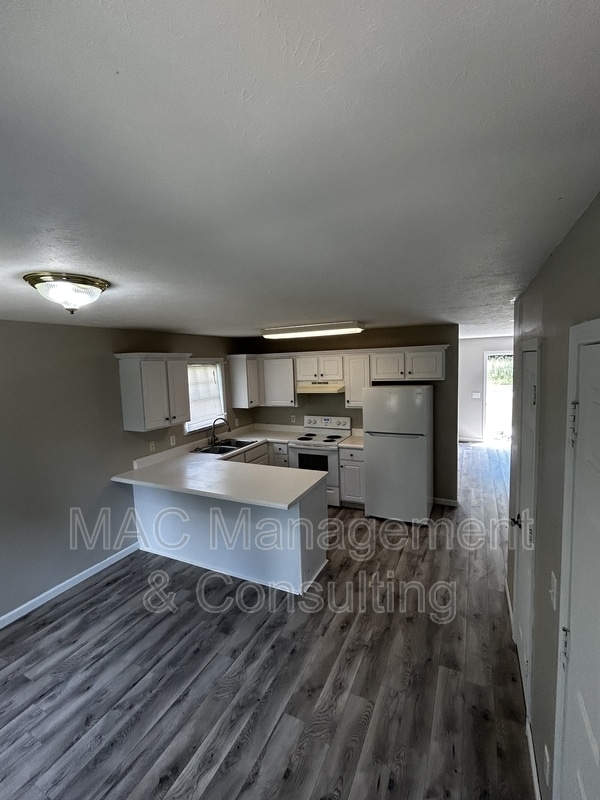 property at 1572 Shipley Rd