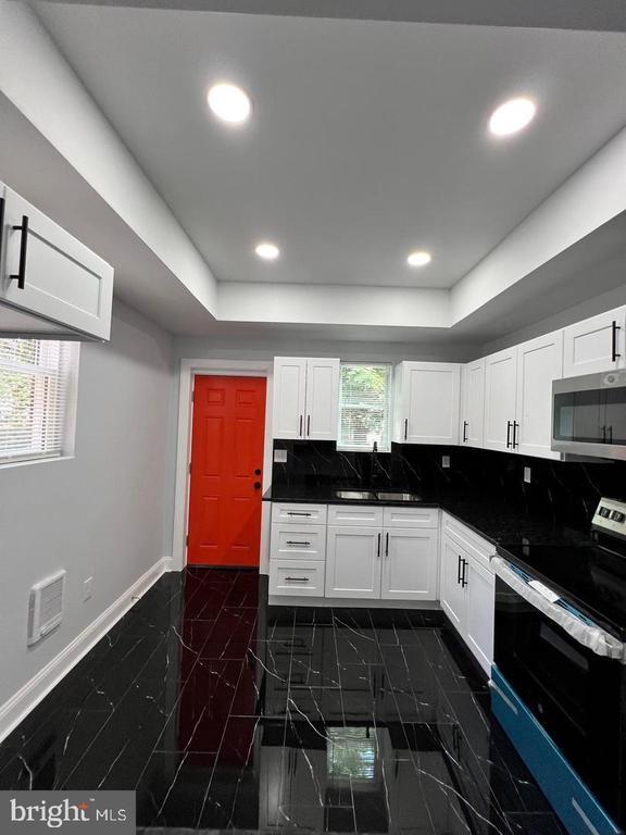 6645 Vandike St in Philadelphia, PA - Building Photo - Building Photo