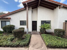 4579 Foxenwood Ln in Santa Maria, CA - Building Photo