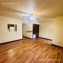 104 8th Ave in Nederland, TX - Building Photo - Building Photo