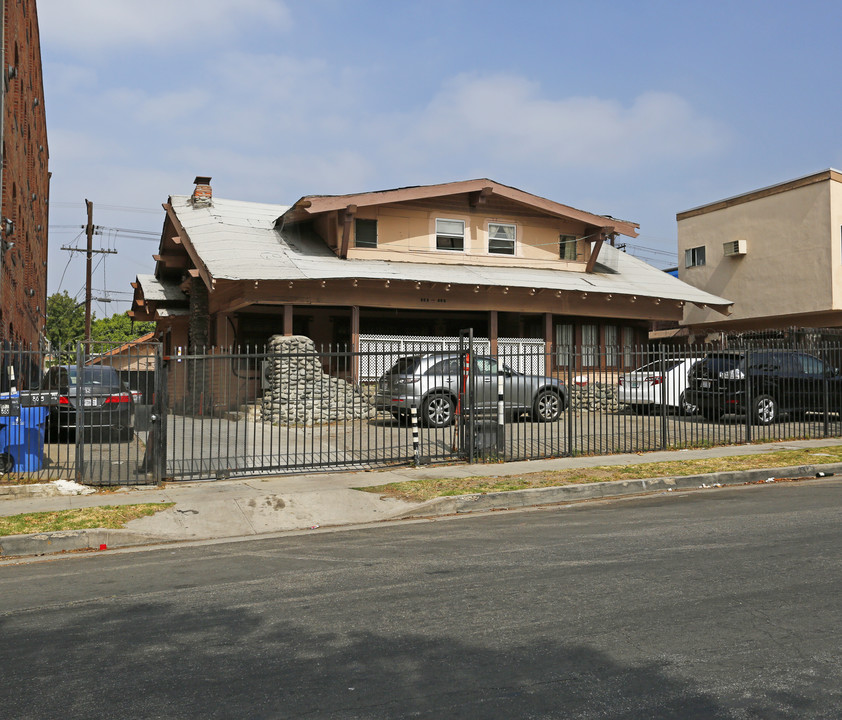 863 S St Andrews Pl in Los Angeles, CA - Foto de edificio