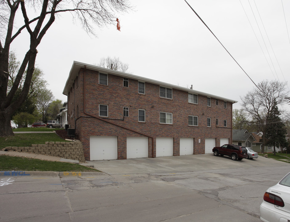 4802 Underwood Ave in Omaha, NE - Building Photo