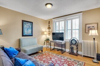 11 Park Dr in Boston, MA - Building Photo - Building Photo