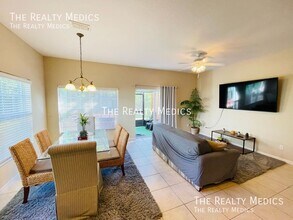 2390 Caravelle Cir in Kissimmee, FL - Building Photo - Building Photo