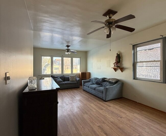 5438 S Washtenaw Ave. in Chicago, IL - Building Photo - Building Photo