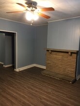 38 Greeley St, Unit Apt 1 in Pittsburgh, PA - Building Photo - Building Photo