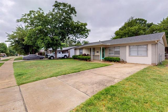 property at 1321 Crestridge Dr