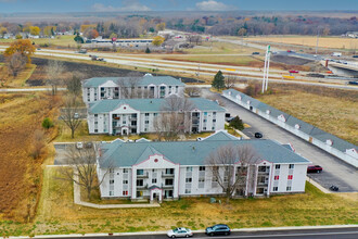 Mandolin Place in Austin, MN - Foto de edificio - Building Photo