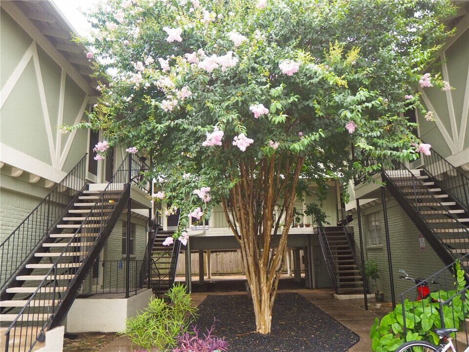 4306 Avenue A-Unit -116 in Austin, TX - Building Photo