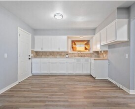 6103 Avenue S in Lubbock, TX - Building Photo - Building Photo