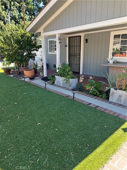 13455 Bradley Ave in Los Angeles, CA - Building Photo - Building Photo