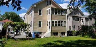 35 Grant Ave, Unit 35 in Belmont, MA - Building Photo