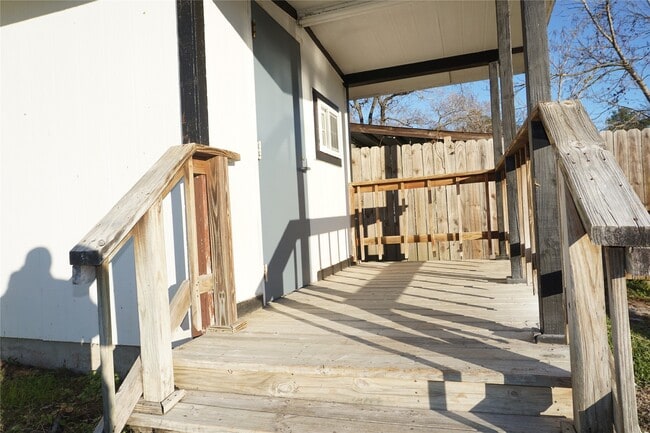 property at 8977 Gladewood