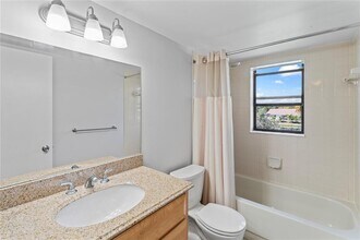 11344 Taft St, Unit 11344 in Pembroke Pines, FL - Building Photo - Building Photo