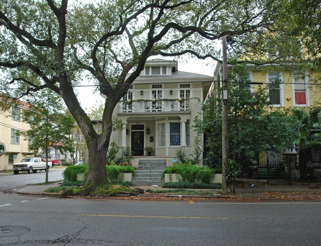 1734 Prytania St in New Orleans, LA - Building Photo - Building Photo