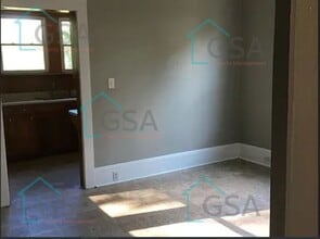 2127 Oakhurst Cir in Spartanburg, SC - Building Photo - Building Photo