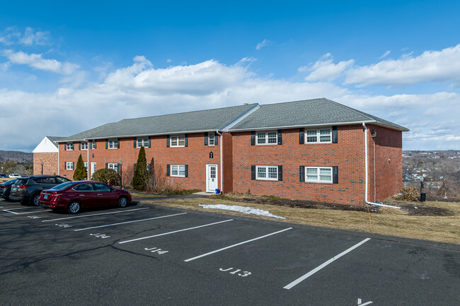 Highgate in Watertown, CT - Building Photo - Building Photo