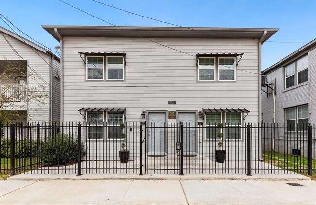 203 N Milby St in Houston, TX - Building Photo - Building Photo