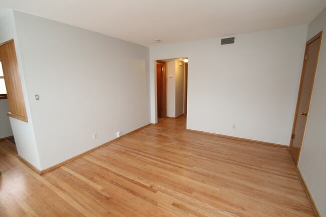 11320 W North Ave, Unit 4 photo'