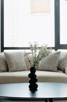 755 S Clark St in Chicago, IL - Building Photo