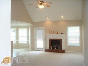 2 Mill Ridge Pl in Newnan, GA - Building Photo - Building Photo