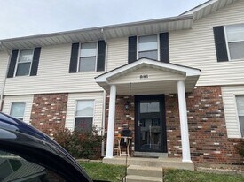 881 Boca Raton Dr in St. Peters, MO - Building Photo