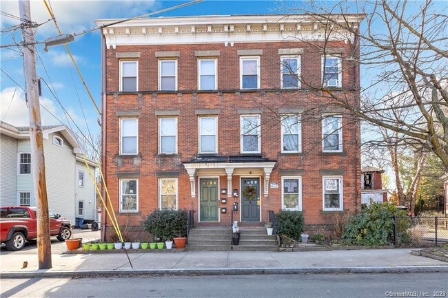 property at 100 Lyon St