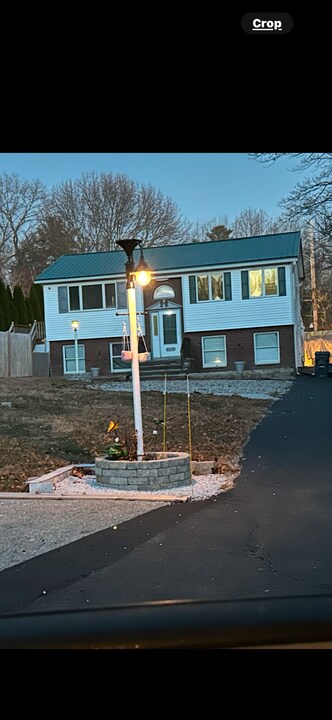 26 Jasper St, Unit ONE in Methuen, MA - Building Photo