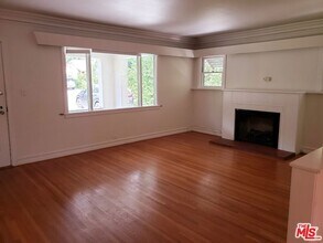 1710 Oakwood St in Pasadena, CA - Building Photo - Building Photo