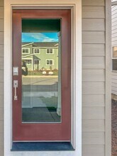 849 Sifuentez Ct in Woodburn, OR - Building Photo - Building Photo