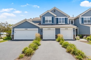 property at 2370 Overlook Ct