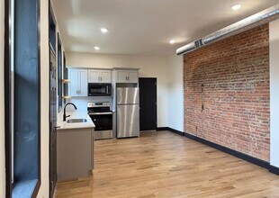 709 N Duke St in Lancaster, PA - Building Photo - Building Photo