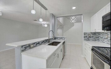 5286 Sapphire Valley in Boca Raton, FL - Building Photo - Building Photo