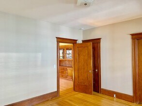 5449 Shafter Ave in Oakland, CA - Building Photo - Building Photo