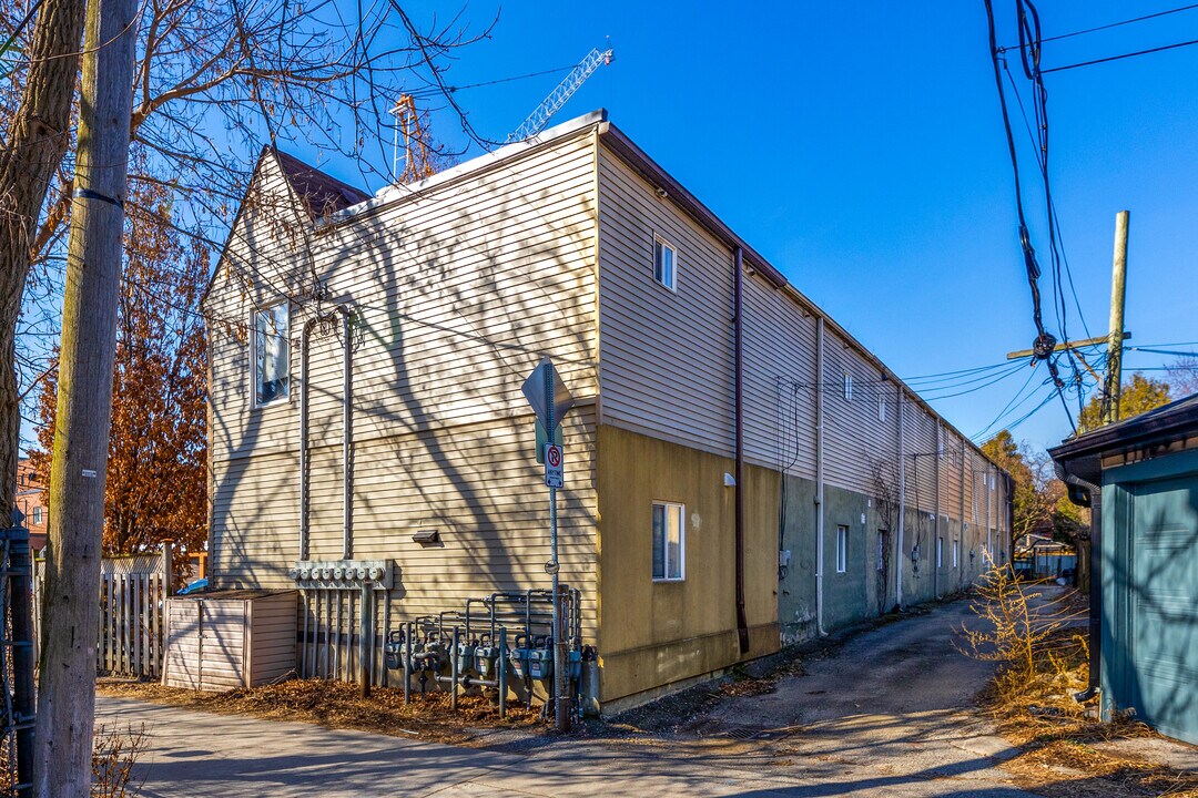 34-48 Jackson Pl in Toronto, ON - Building Photo