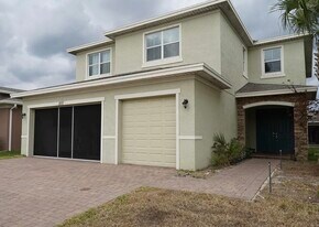 1271 NW Leonardo Cir in Port St. Lucie, FL - Building Photo