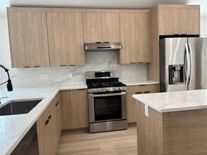 1717 Bowerton Dr in Austin, TX - Building Photo - Building Photo